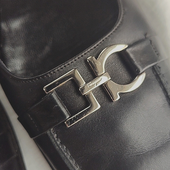 Vintage Salvatore Ferragamo Black Leather Pumps and Cloth Bag, Sz 10.5 Narrow - Picture 4 of 15